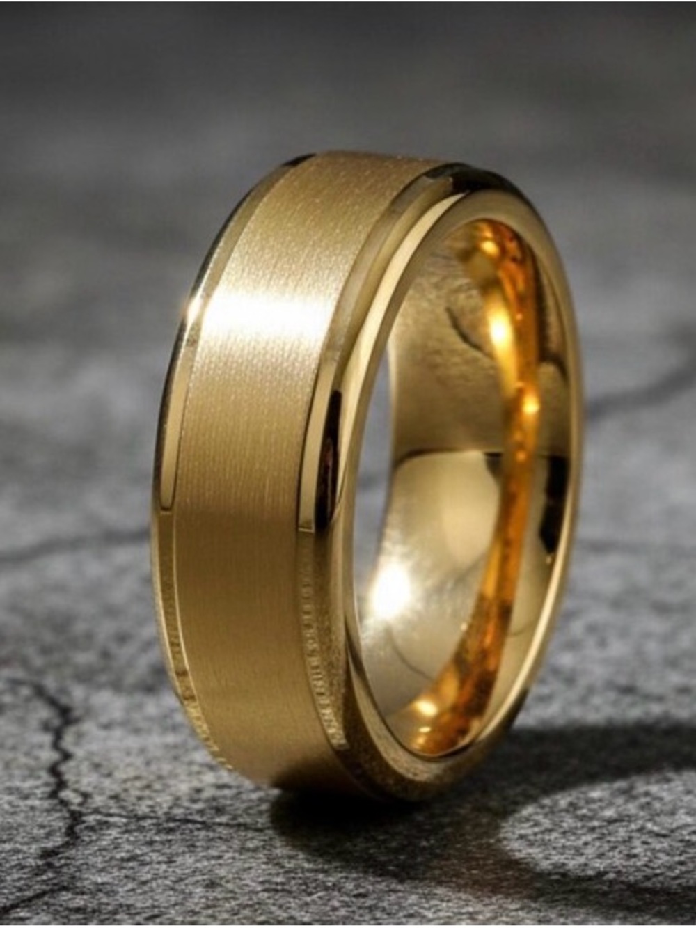Men's Gold Tone Brushed Center Comfort-Fit Ring Size 10
